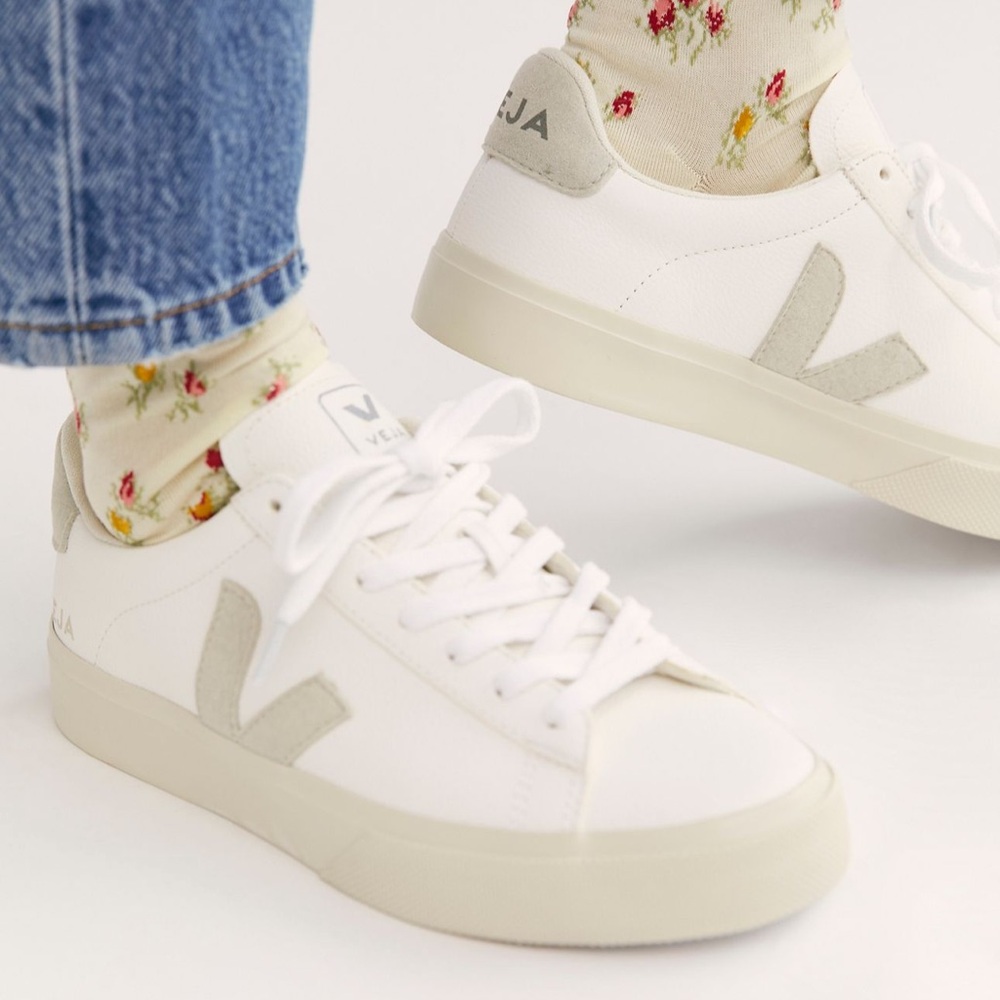 Veja Women's Campo White/Natural Sneakers